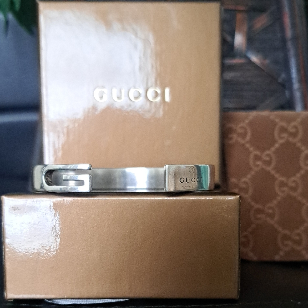Authentic Gucci Mens Braclet